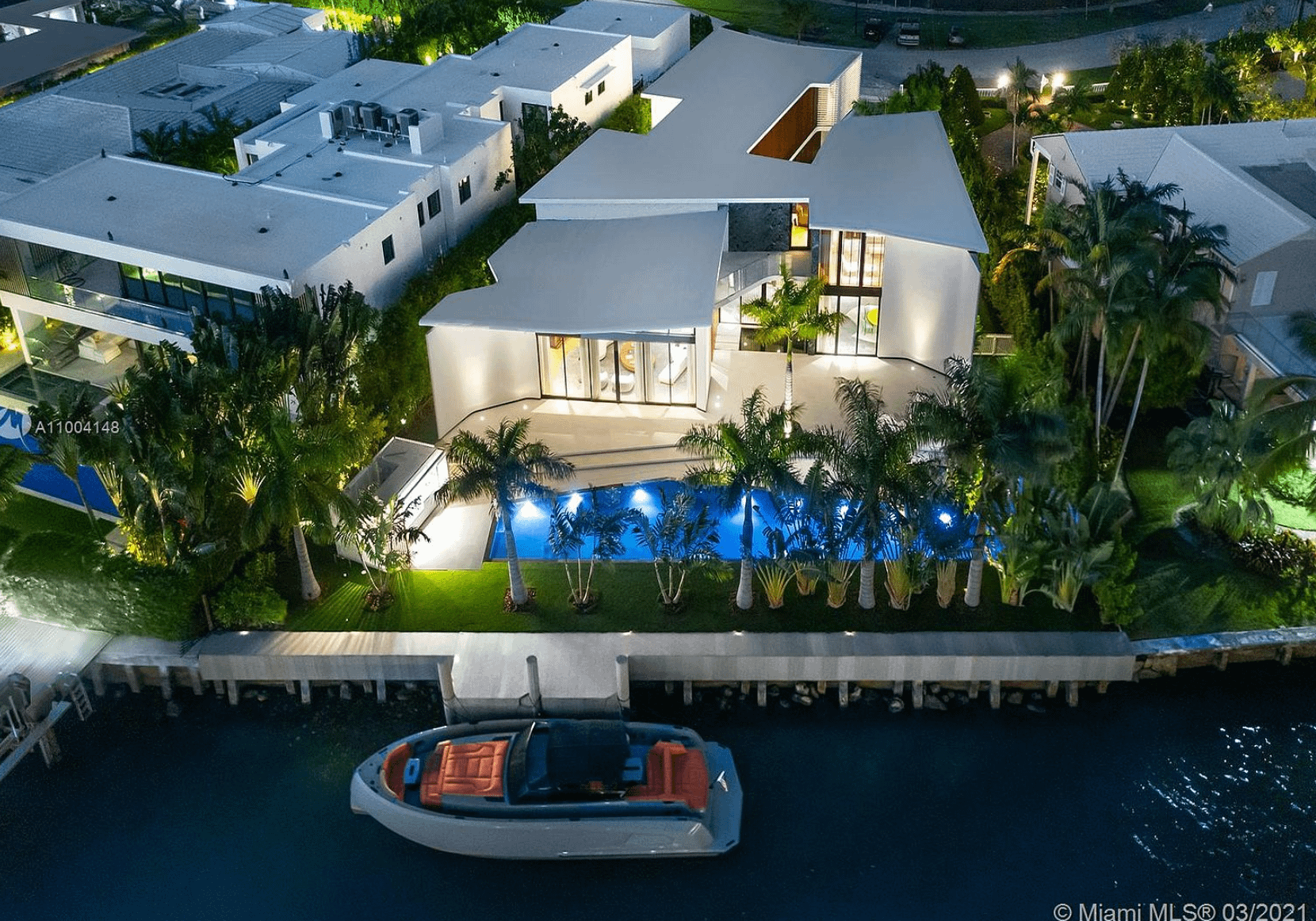 $21 Million Modern Waterfront New Build In Miami Beach, Florida - Homes ...