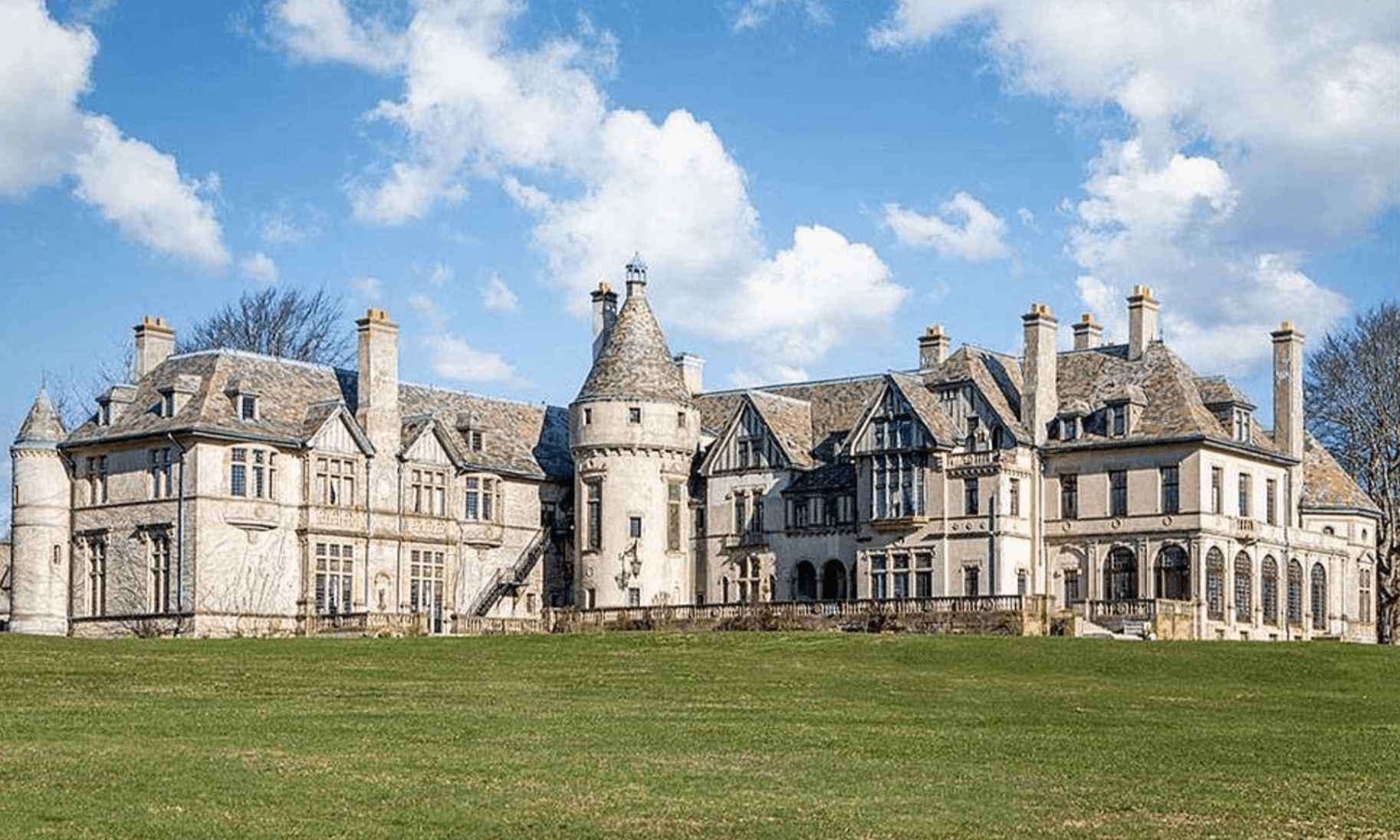 Historic Mansion In Newport, Rhode Island (PHOTOS) - Homes