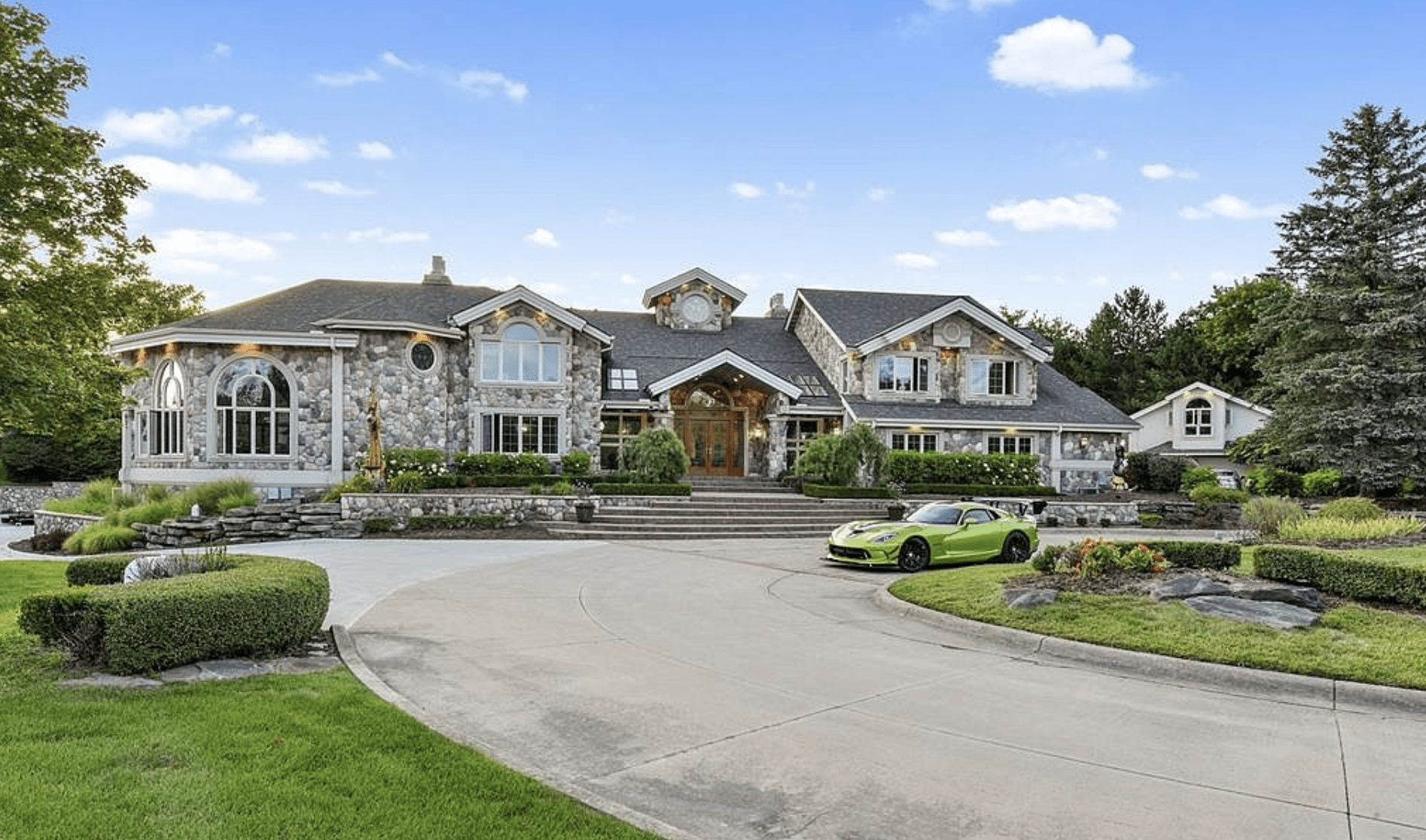 Inside Eminem's Former Michigan Estate (PHOTOS)