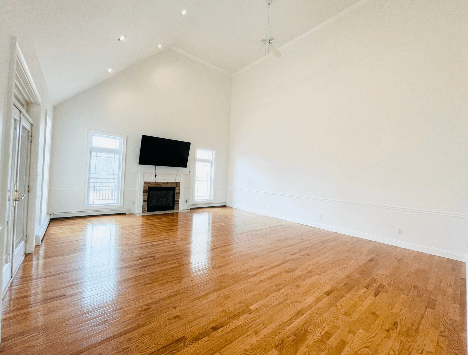 Hilltop New Hampshire Home On 9 Acres With An Indoor Pool