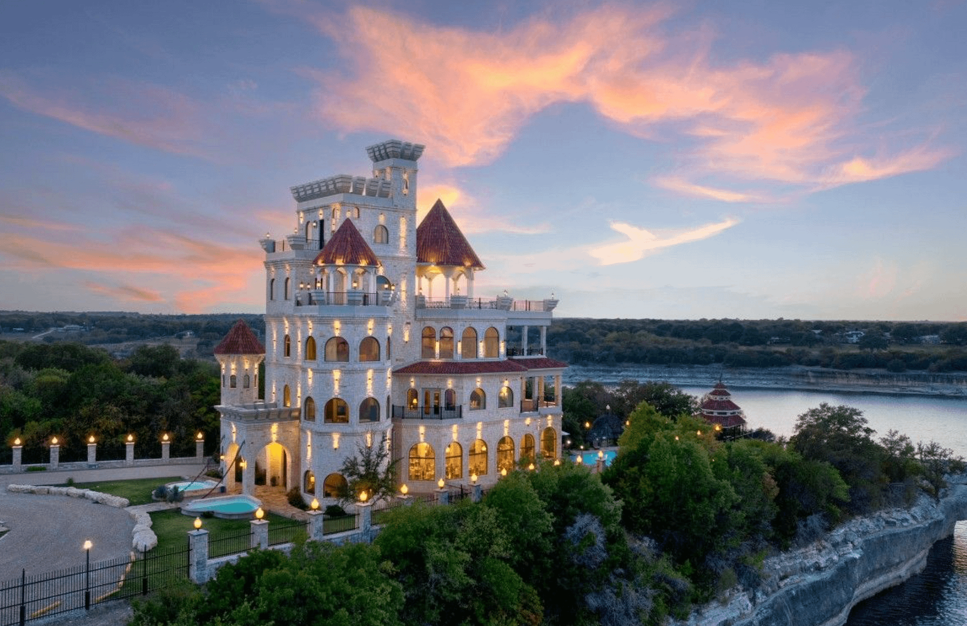 Castle-Like Home & Event Space In Clifton, Texas (PHOTOS)