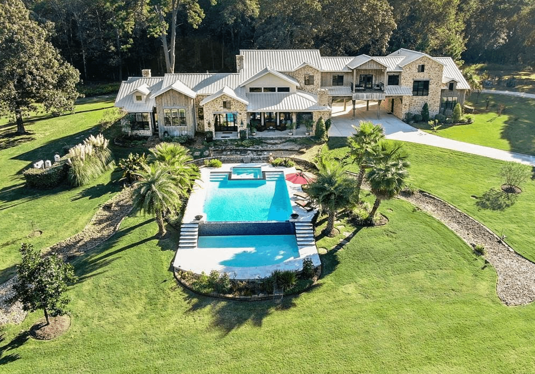 22 Acre Estate In Waller, Texas (PHOTOS) Homes of the Rich