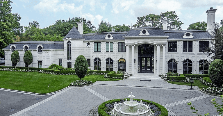 Long Island Home With 2-Story Wine Cellar (PHOTOS)