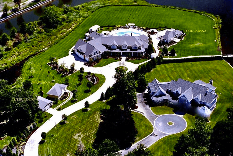 Grand Waterfront Estate In Rumson, NJ Homes of the Rich