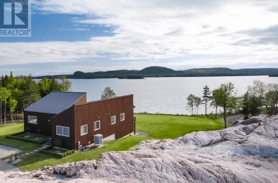 9.65 Million 100 Acre Lakefront Estate In New Brunswick, Canada