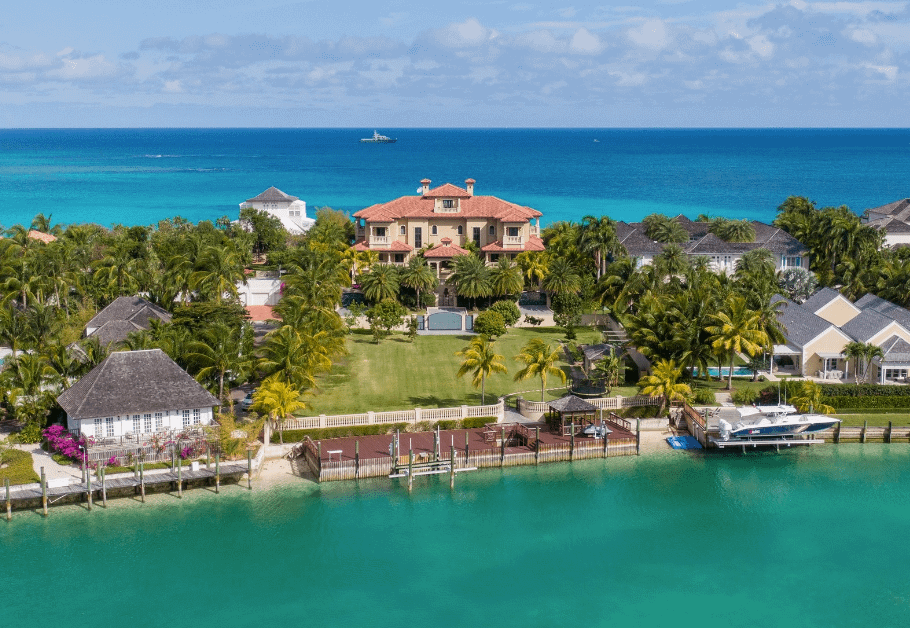32 Million Beachfront Home In The Bahamas (PHOTOS) Homes of the Rich