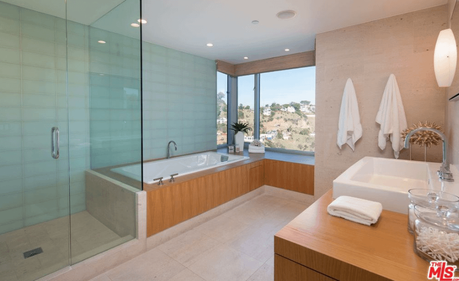 $18.5 Million Modern Home In Los Angeles, California - Homes of the Rich