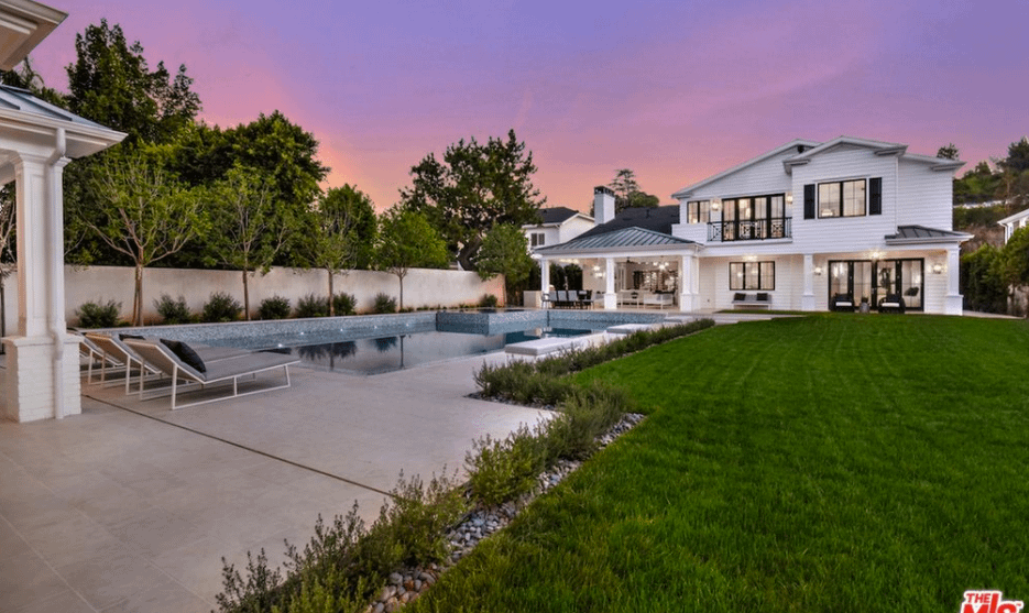 $6.995 Million Newly Built Traditional Estate In Encino, CA - Homes of ...