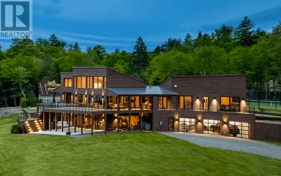 9.65 Million 100 Acre Lakefront Estate In New Brunswick, Canada