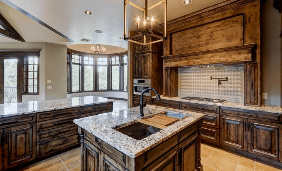 Newly Built Stone Home In Edmond, Oklahoma - Homes of the Rich