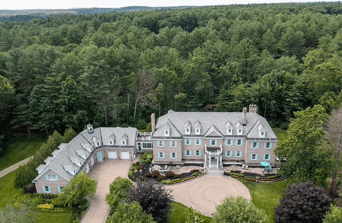 New Hampshire Home On 16 Acres With Indoor Pool (PHOTOS)