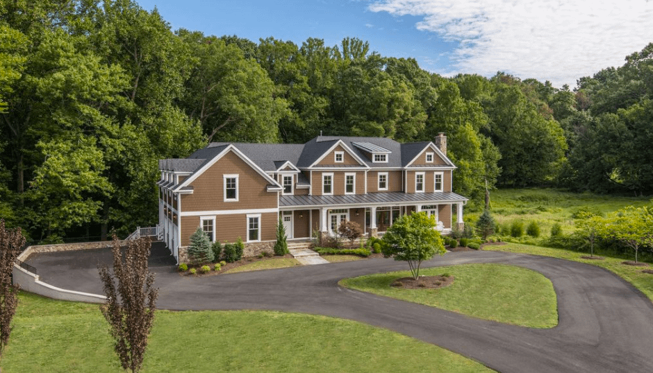 1.5 Million Newly Built Colonial Home In Great Falls, VA Homes of the Rich